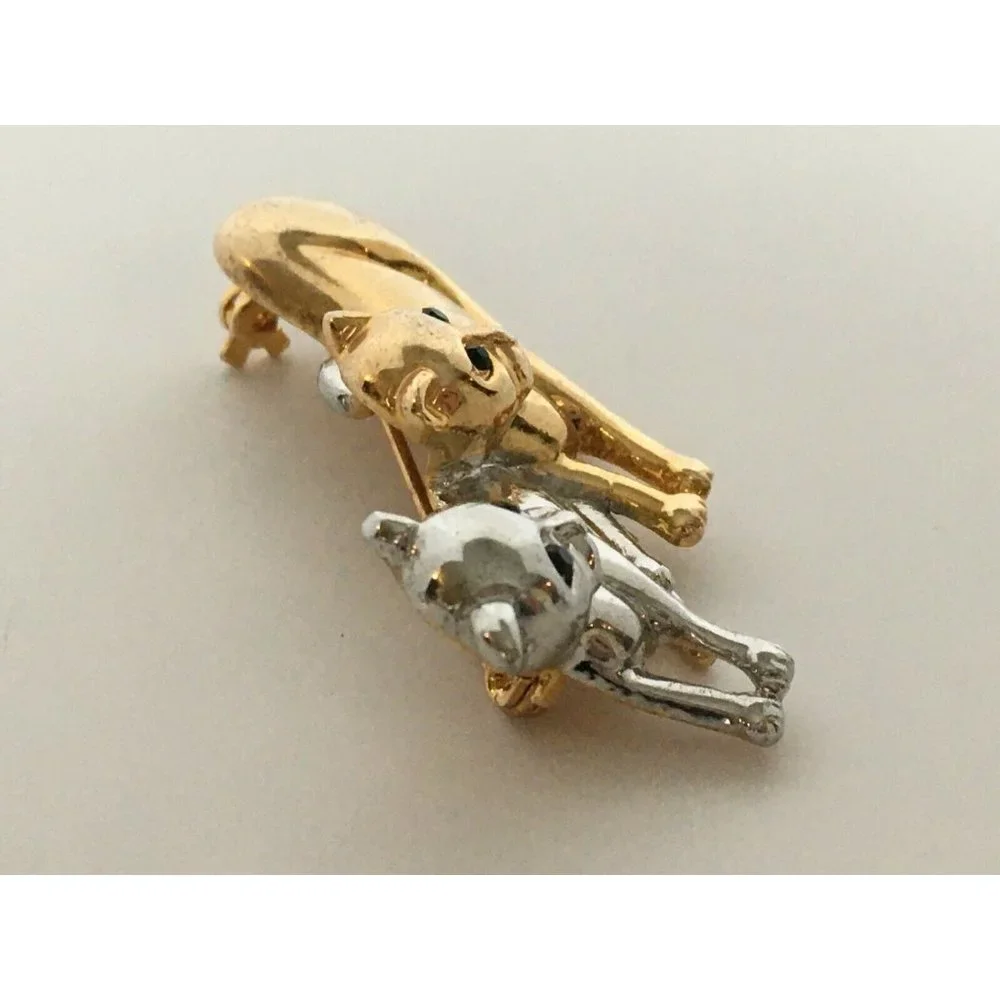 Cats Brooch Pin Silver & Gold Tone Laying Black Eyes Vintage Costume Jewelry 2" - Picture 6 of 10
